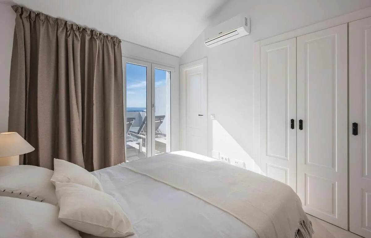 Elegant Duplex Penthouse With Sea And Mountain Views Apartment Marbella