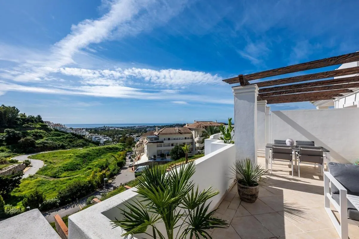 Elegant Duplex Penthouse With Sea And Mountain Views Apartment Marbella