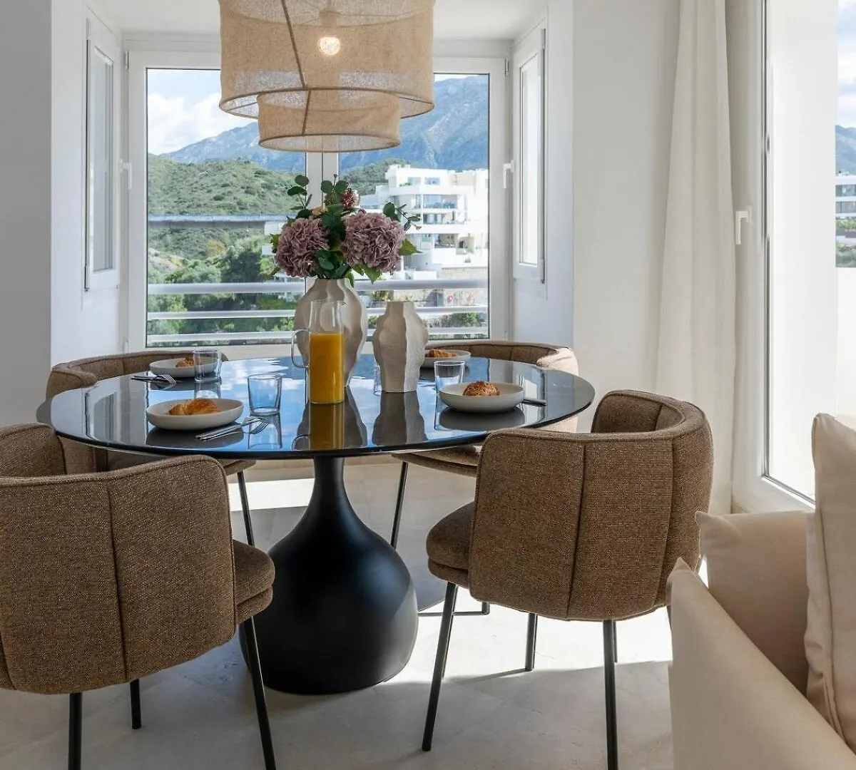 Elegant Duplex Penthouse With Sea And Mountain Views Apartment Marbella